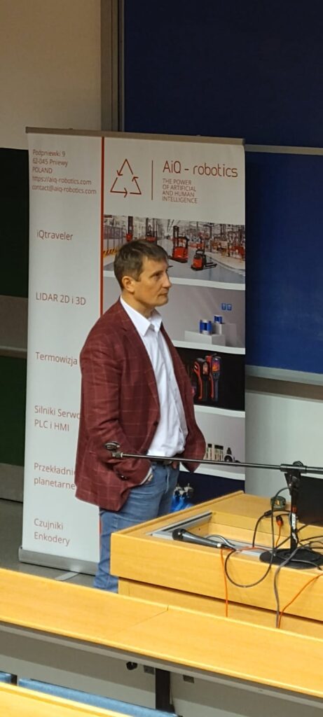 Przemysław Degórski w trakcie wykładu